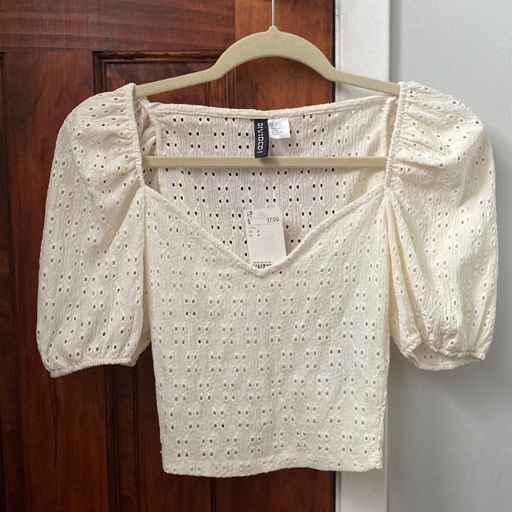 H&M white puff sleeve crop top